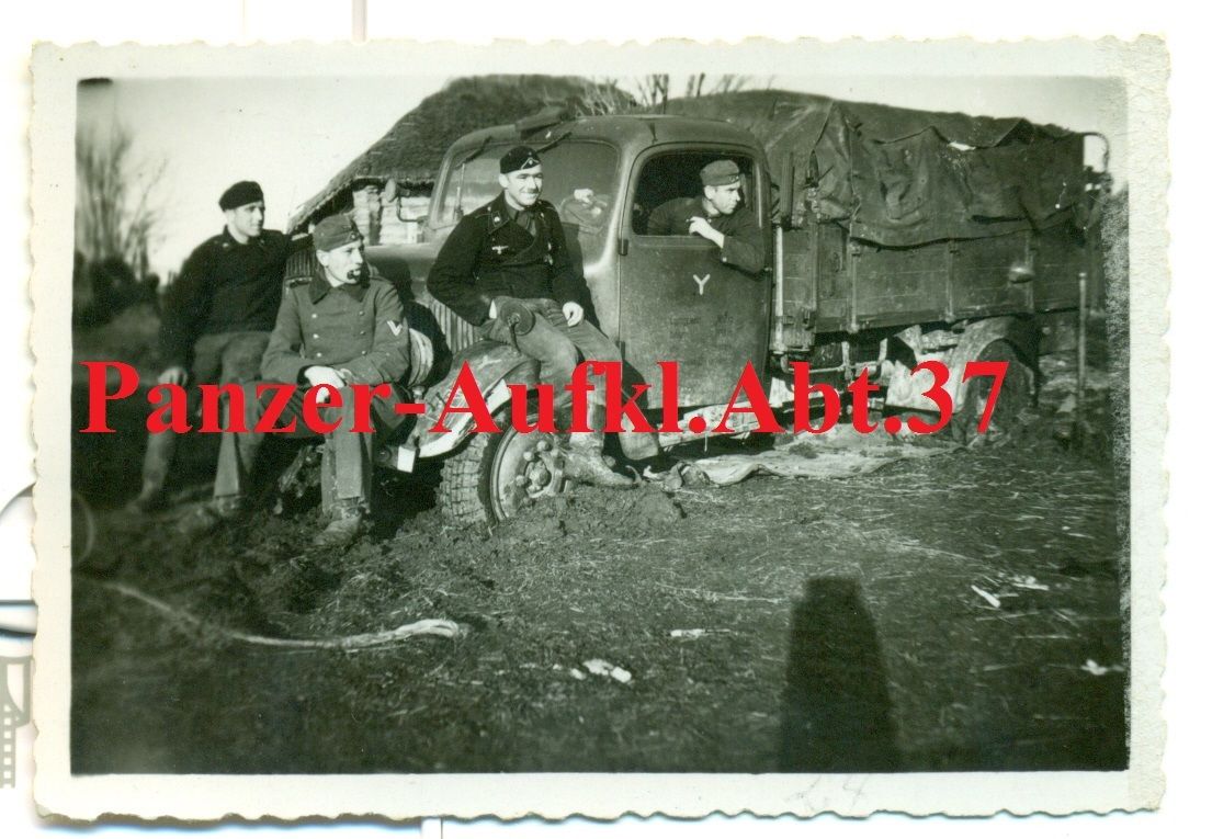 FOTO - Pz.Aufkl.Abt.37 - PANZER-AUFKLÄRER - Fahr