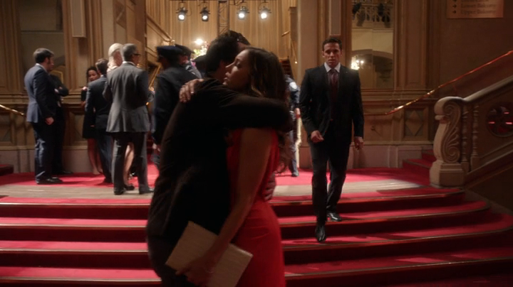 Arrow.S02E01.La.citta.degli.eroi.BDMux.ITA.ENG.x264-BlackBit[screenshot 5]