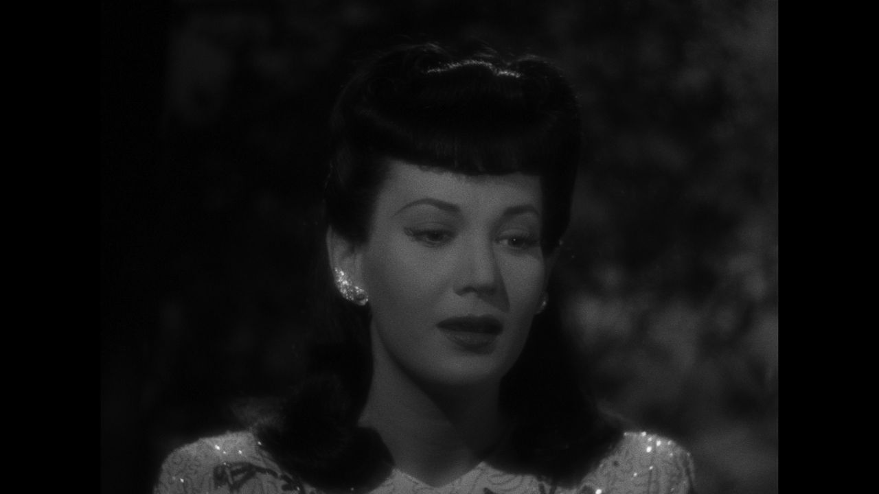 mpv-shot_Son.of.Dracula.1943.2160p.UHD.BDRemux.HDR.HEVC-Нечипорук_00_11_01_0005