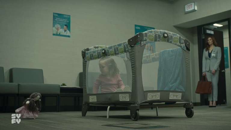 Agenzia.Roman.Case.Infestate.Vendesi.S01E01.WEBMux.ITA.ENG.AAC.x264-BlackBit[screenshot 8]