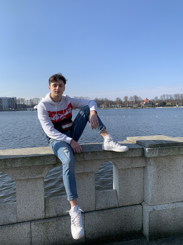 B6115EC3-B982-4888-A7F6-D286C9B2E9BA