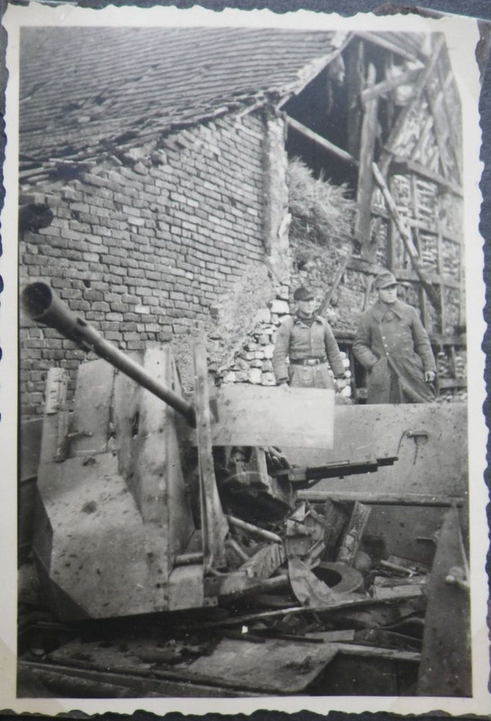 -Fotoalbum 3,7cm Flakpanzer Möbelwagen 8.Pz.R.15