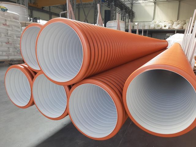 Гофровані поліетиленові труби: надійне рішення для зовнішньої каналізації