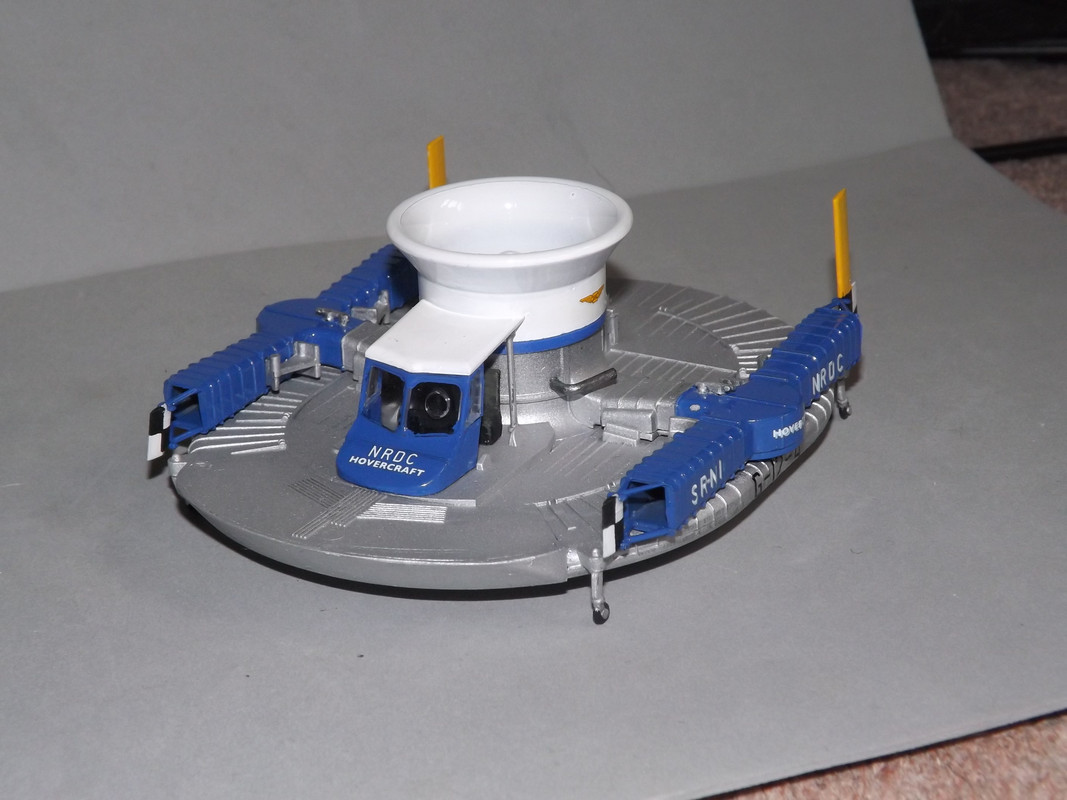 Airfix_Hovercraft-FP