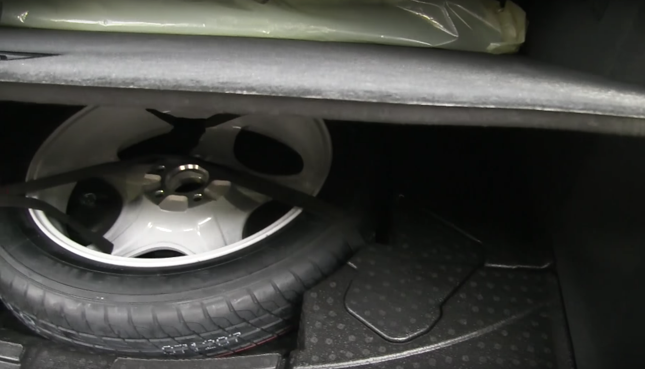Coffre roue de secours BMW X3 G01-2018