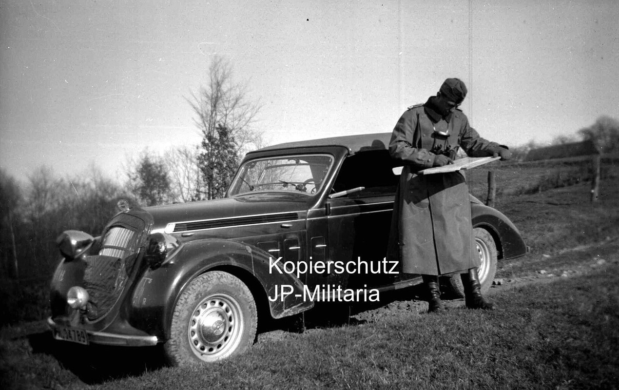 SW Negativ für Foto Wehrmacht Fahrzeug und MG WK