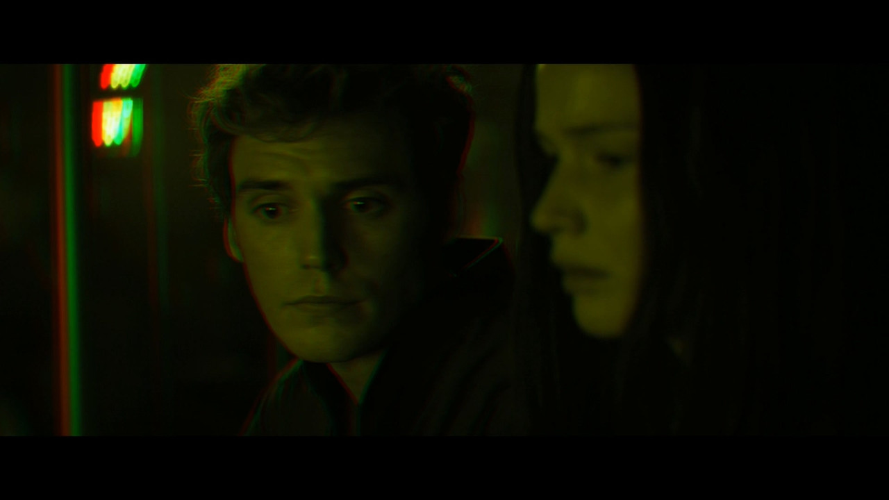 The.Hunger.Games_Mockingjay.Part.1.(2014).3D.(Anaglyph_Dubois).mkv_20220825_135203.401