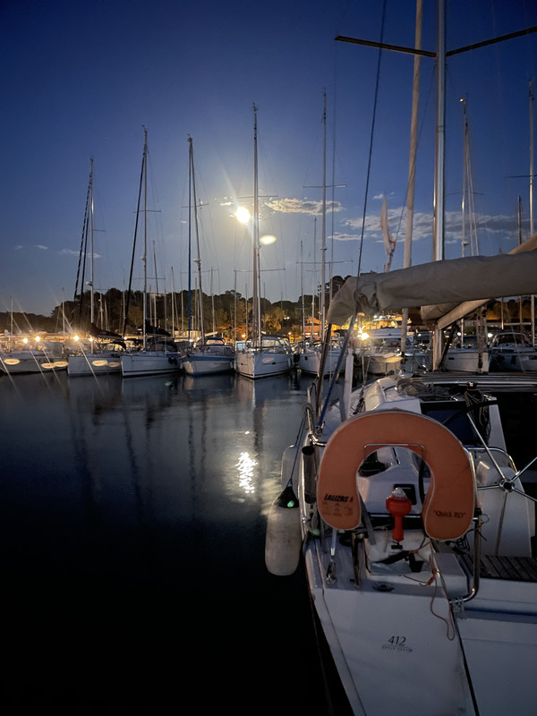 75DE14EB-5E28-4476-984C-E721CBF330B5