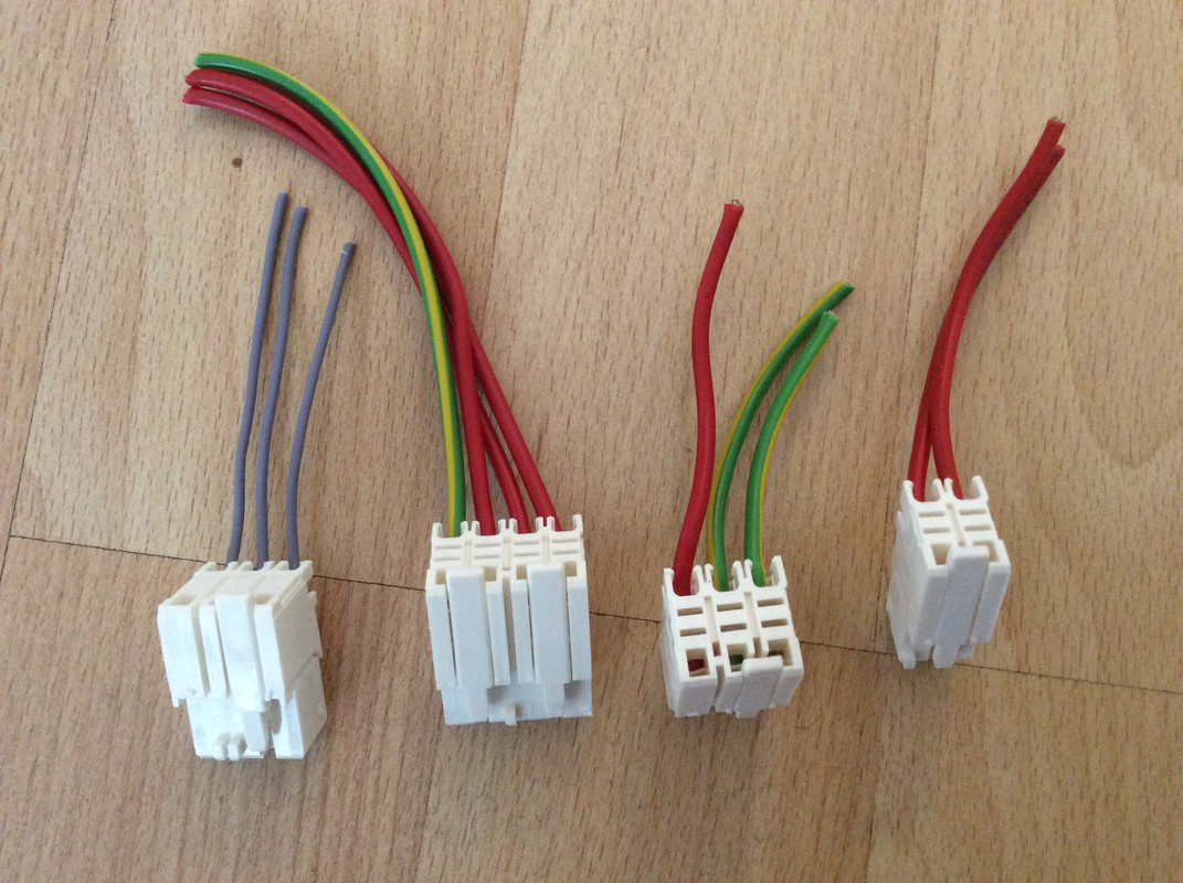 3D3E3D8B-2C96-4374-8459-BA77B1ECC5AF