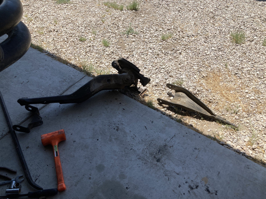 48BAC9B6-728B-4D7B-8F8E-1BFCFE39E96A