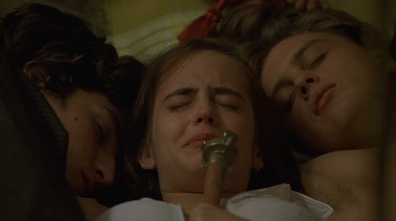 The Dreamers (2003).mkv_snapshot_01.43.56_[2018.02.15_00.17.53]