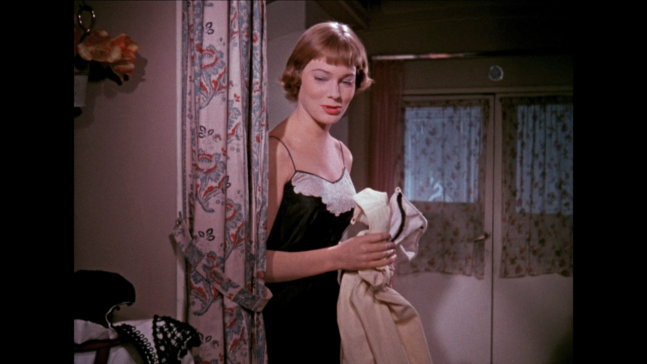 [Immagine: vlcsnap-2025-07-14-21h15m01s826.png]