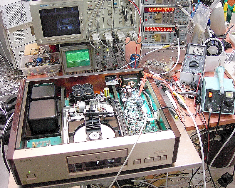 [Bild: CDP-R1-16-9-MHz-VCO-Sonderanfertigung-01.jpg]