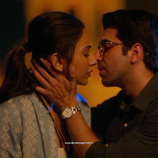 1-Rakul-Preet-Singh-Kiss-Scene-with-Ayushmann-Khurrana-in-Doctor-G-2022-My-Vantage-Point