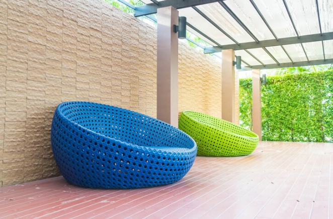 How to Decorate a Big Lawn Other Than Plants and Greenery?