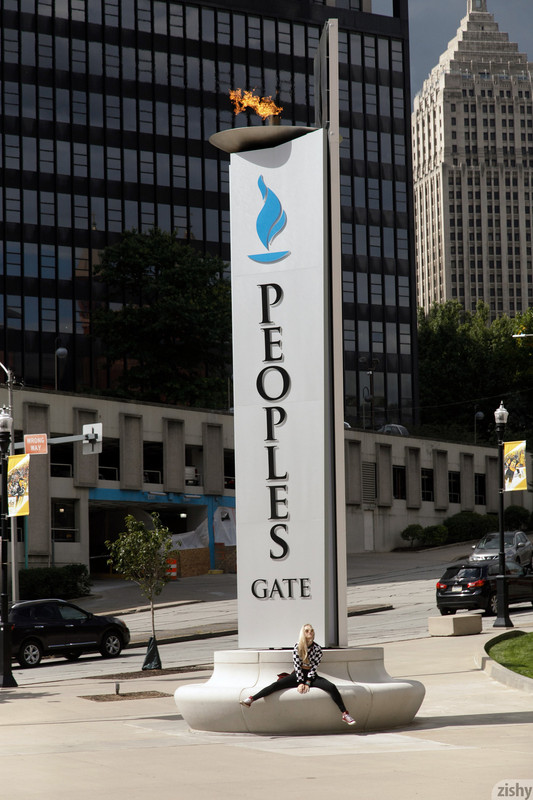 full_030_1127051253560008