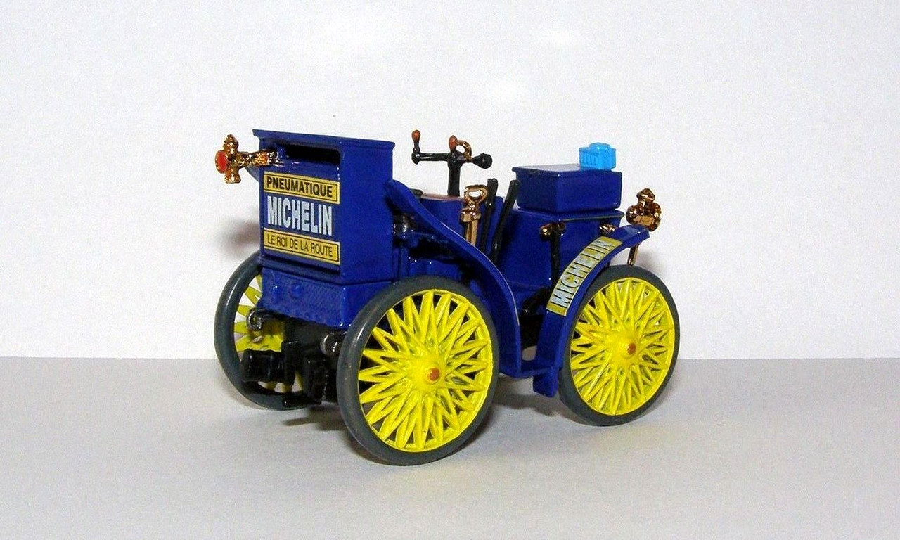 1895 Michelin L'Eclair Racing Car (Designed by Peugeot) (IXO Mod