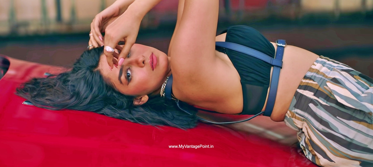 10Mrunal Thakur in Bad Boy Bad Girl Song with Badshah MyVantagePoint