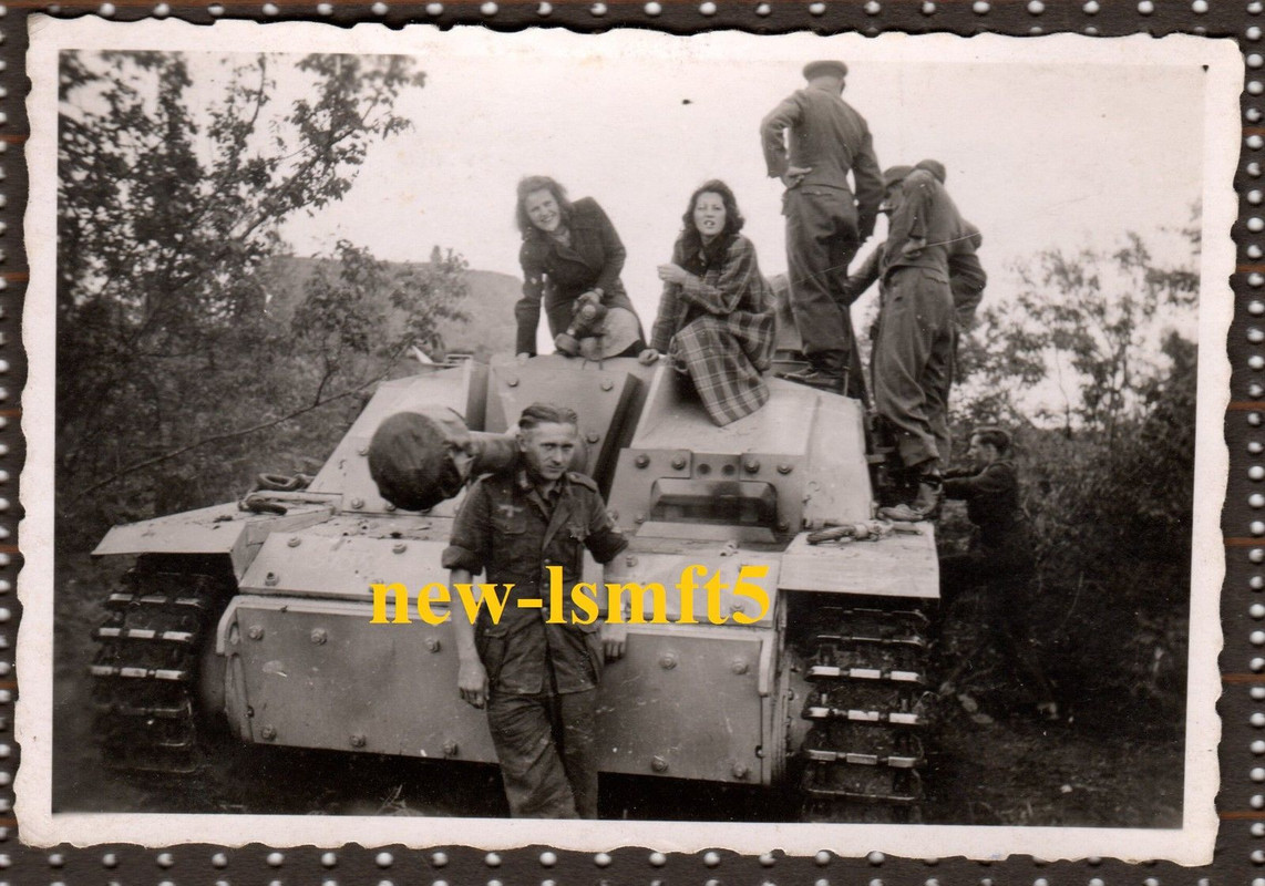 Foto StuG Abt. 243 Sturmgeschütz Panzer tank DET