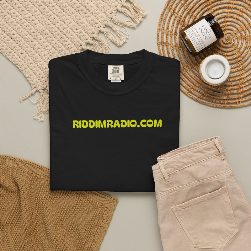RiddimRadio.com Logo Tee — Black Graphic T‑Shirt