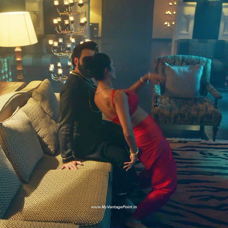 43Esha Gupta Hot in Aashram Web Series