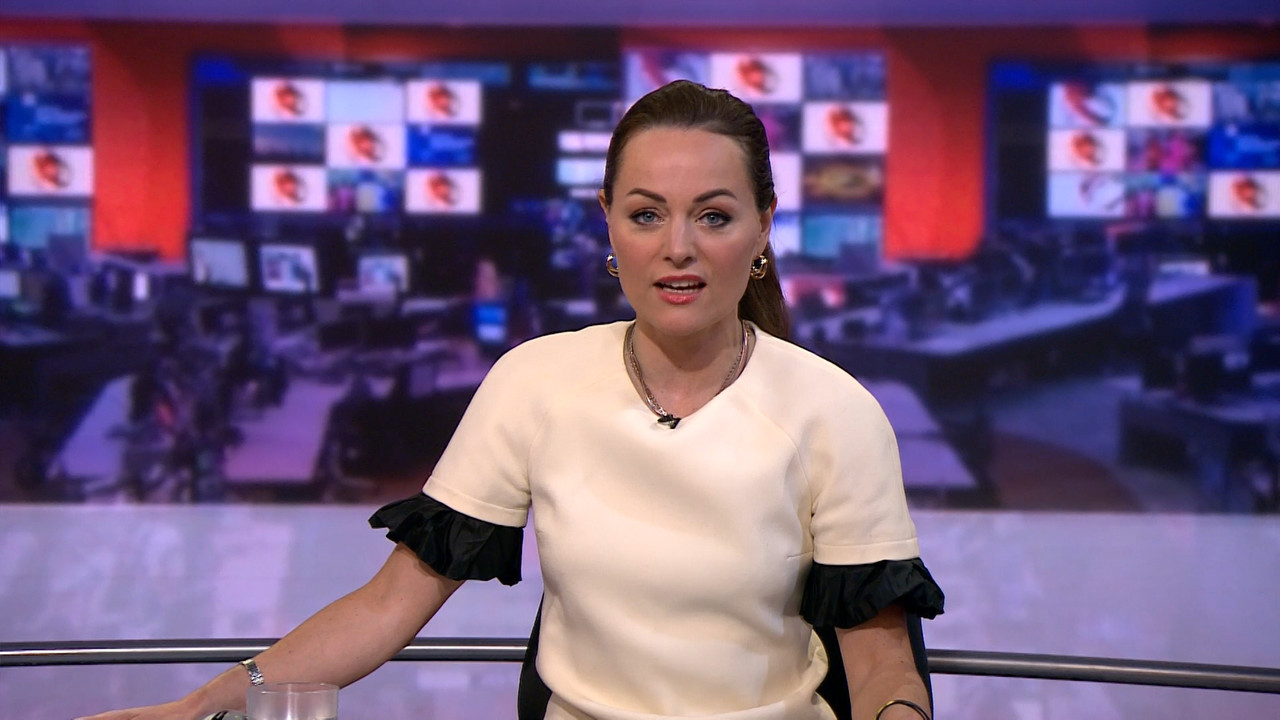 BBC News Fritz_20220415_05000600.ts_snapshot_00.02.12.930