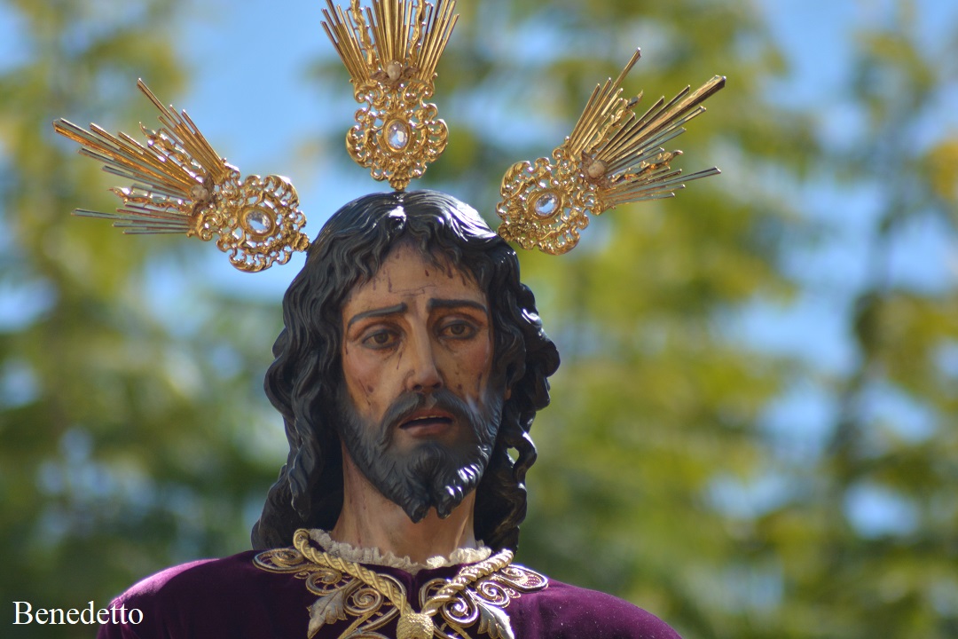 Historia de los Via Crucis de Sevilla Jesus-Cautivo