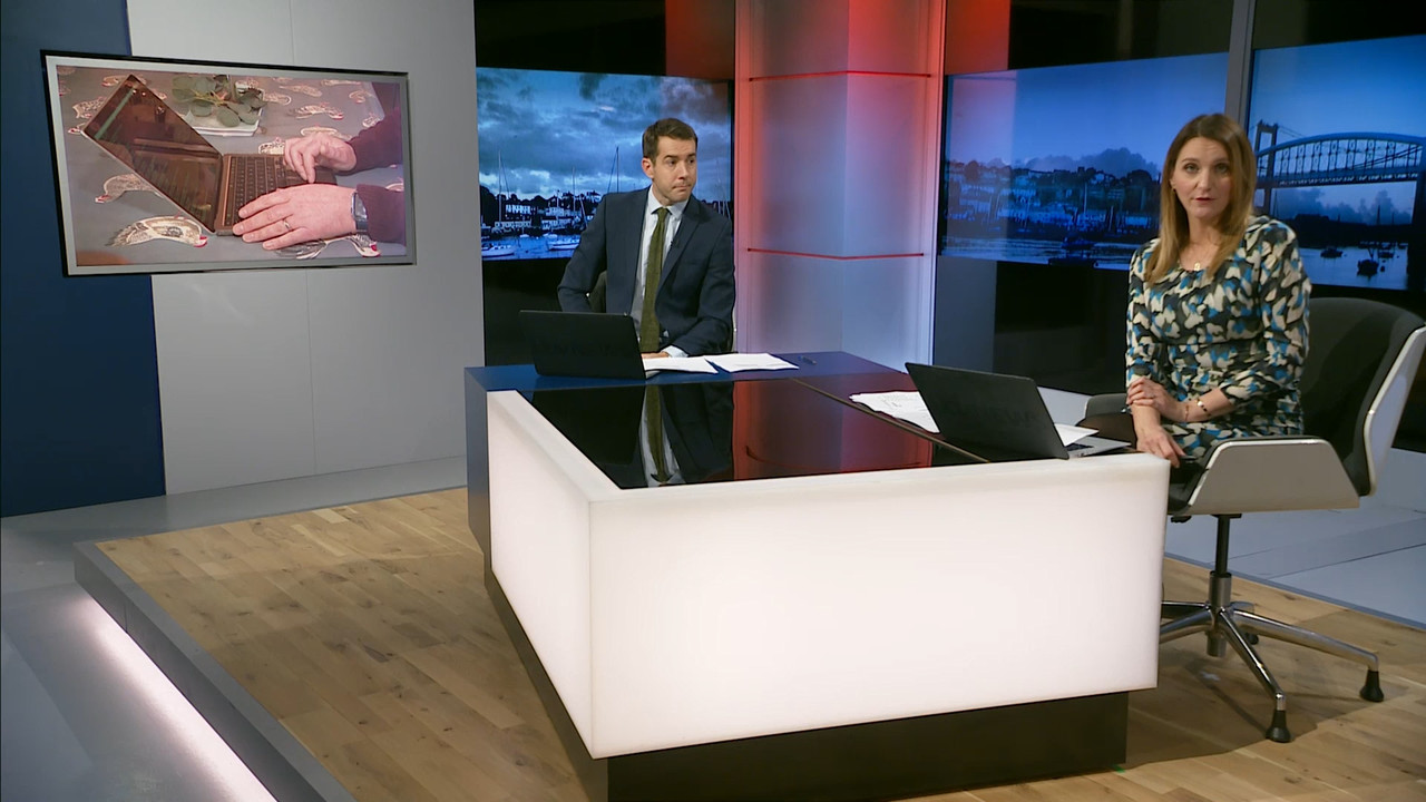 12.15 - 18.00.00 - ITV News London. The latest news in London and the....ts_snapshot_17.21.708