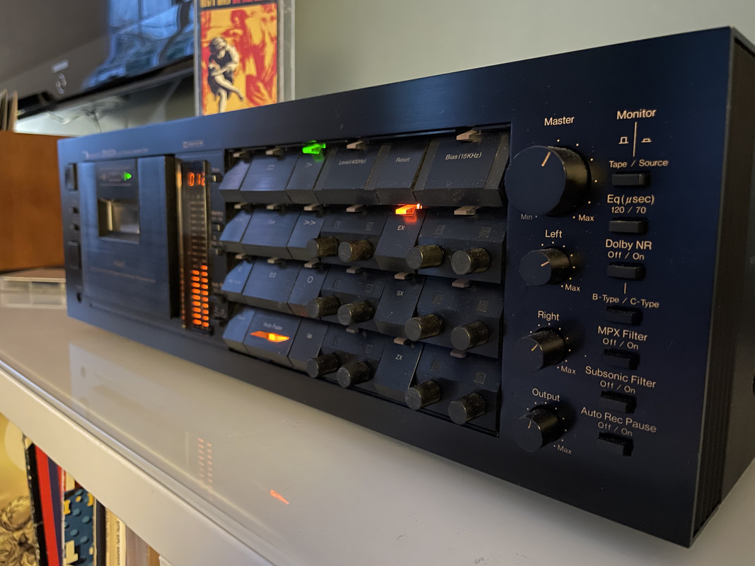 DCAE4F46-64E1-4A3A-869C-101192636562