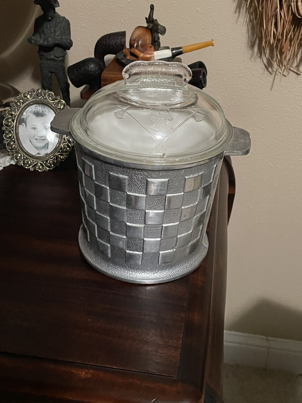 C30D45AB-99C0-4619-88C3-8C307AA9E5F3