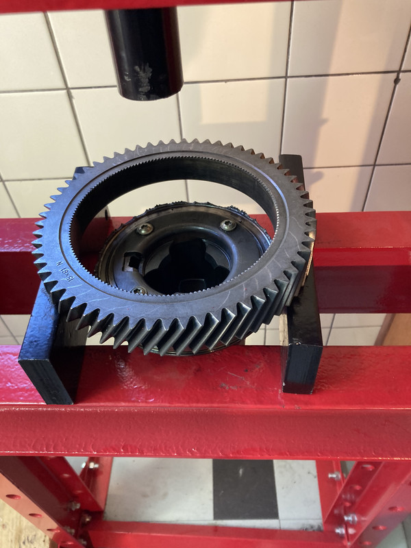 29574768-822A-4C47-85E6-93275F23FED7