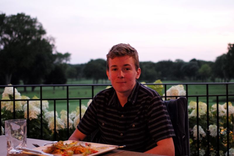 leica-summer-portrait-usa-club-dinner-ev