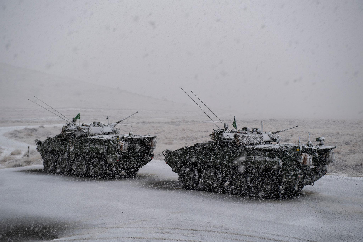 NZLAVs-in-cold-weather-during-Exercise-Jordan-at-the-Waiouru-Training-Area-in-New-Zealand-May-2024.jpg