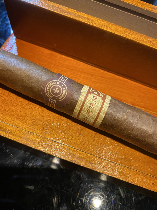 BF66CC91-D0C7-4A1A-B1AB-C1A5998B58FA