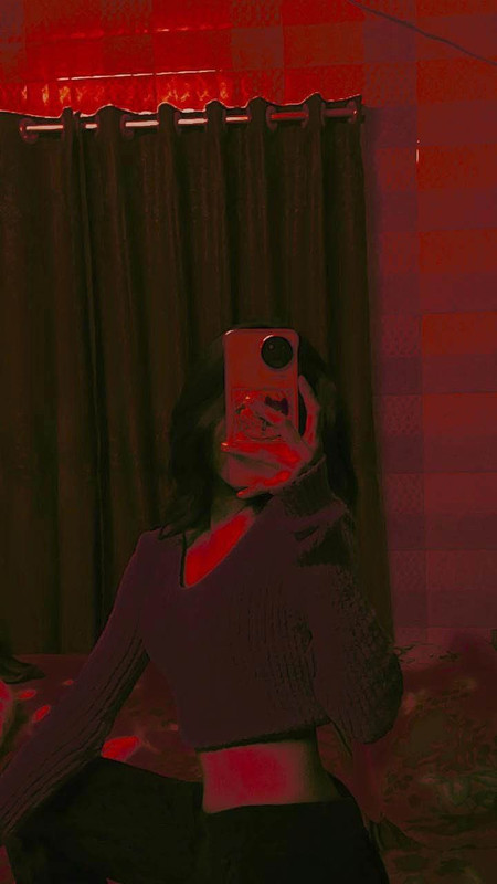 photo 6109135832741957711 y