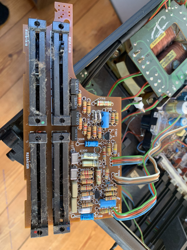 582D6A65-D9AA-4948-9622-9BBED49AF0AD