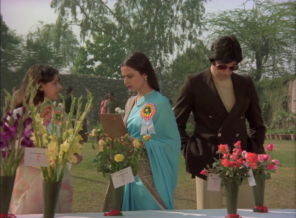 Silsila 1981 WebRip [Hindi] 480p 720p ESub Screenshot