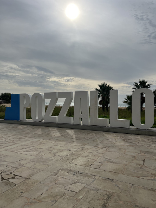 3C4E0AB7-236F-4ACF-9B11-7A1114E5301C