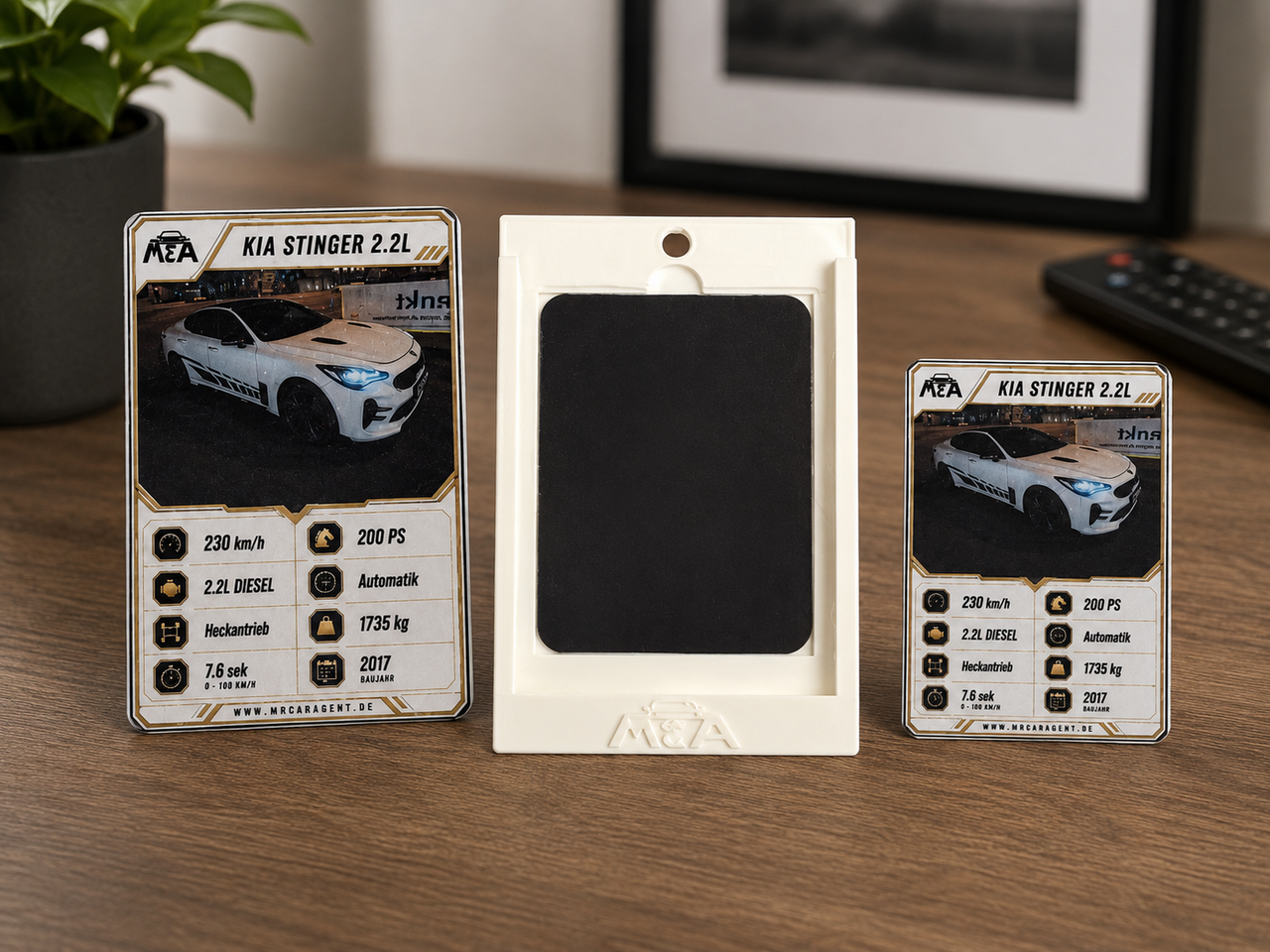 MrCarAgent Memorians Auto Sammelkarte mit Halterung