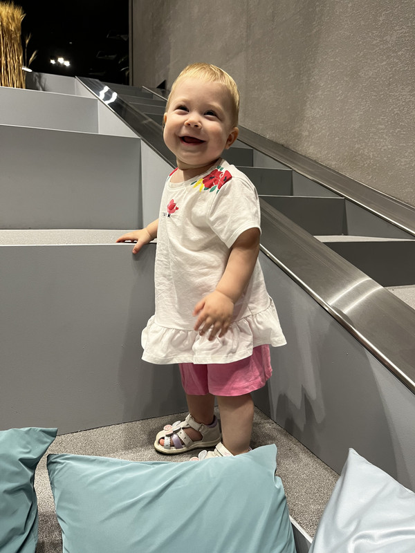 2EA04707-4C71-485A-A1CA-2D512BECD9C9