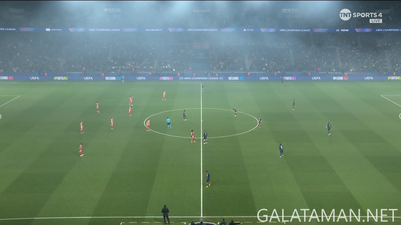 [Image: 20250219-PSG-BRE-UCL-1-1080-mkv-snapshot-11-37-509.jpg]