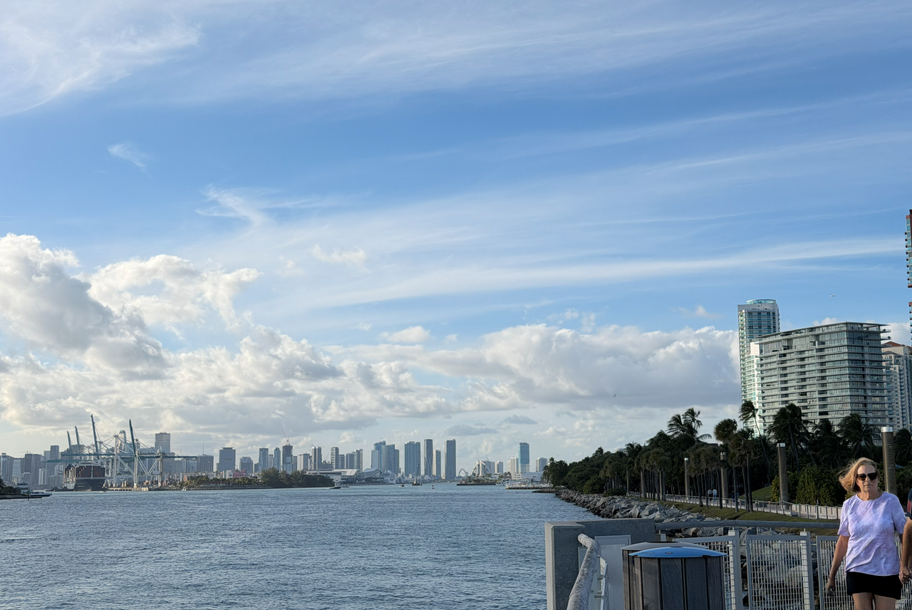 [Image: Miami-South-Point-Park0c.png]