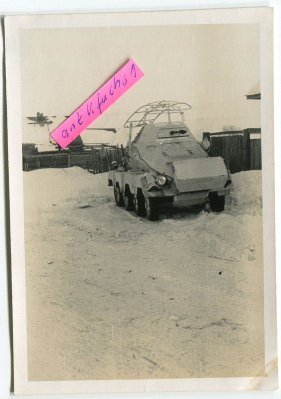 weißer 8-Rad Funk-Schützen-Panzer vom -Pz.Rgt.3 