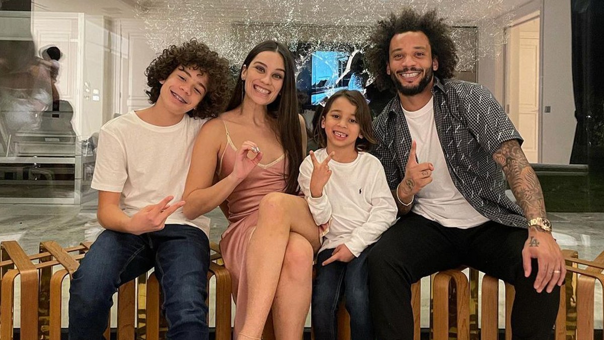 Marcelo with his wife and kids