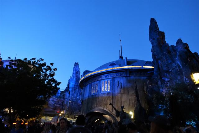 DROID DEPOT: Conseguimos la Batuuan Spira! - DISNEYLAND ~ STAR WARS: GALAXY'S EDGE, LA GUIA (1)