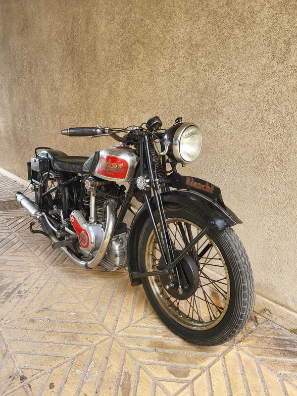 60ad2525-14a6-4cc2-975b-0e22d41e3e1f