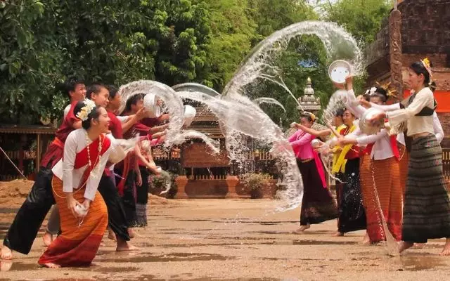 Фестиваль Сонгкран в Паттайе