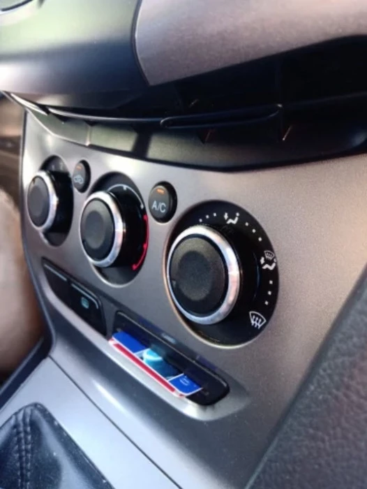 GOMB KONZOL GOMBOK légkondicionáló a fedélzeten AC klíma Ford Focus 2 3  Mondeo 4 ár