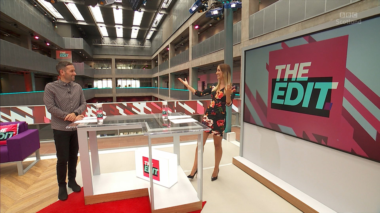 09.04 - 19.15.00 - The Edit  ᴺᵉʷ. S02E06 The best of the week's enter....ts_snapshot_07.09.799