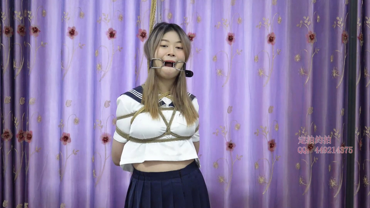 子衿原创 冰冰水手服日式捆绑口枷放置.mp4_20221220_090705.072